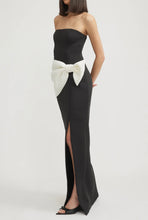 Load image into Gallery viewer, TOJHÁ HANSEL DRESS