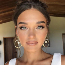 Load image into Gallery viewer, BLACK AND BLOOM ETERNAL ALLURE PEARL EARRINGS