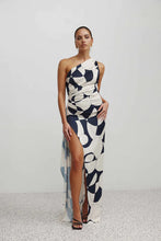 Load image into Gallery viewer, LEXI SAMIRA DRESS - ABSTRACT PRINT