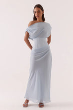 Load image into Gallery viewer, SOVERE ADA OFF SHOULDER DRESS - BLUE
