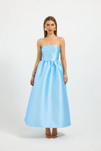 Load image into Gallery viewer, PASDUCHAS KAI STRAPLESS MIDI DRESS - BLUEBELL
