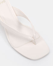 Load image into Gallery viewer, NOVO SHOES NEAVE HEELS - WHITE
