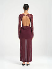 Load image into Gallery viewer, BENNI OSKAR MAXI DRESS - PLUM

