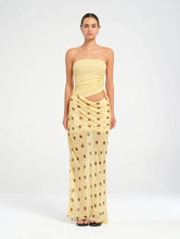 Load image into Gallery viewer, BENNI ROSCOE MAXI DRESS - BUTTER SPOT
